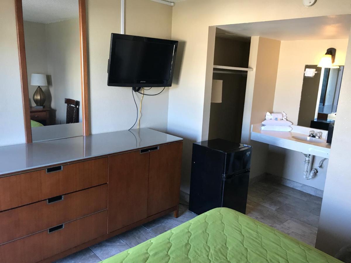 Hotel The Atlantic Myrtle Beach Esterno foto