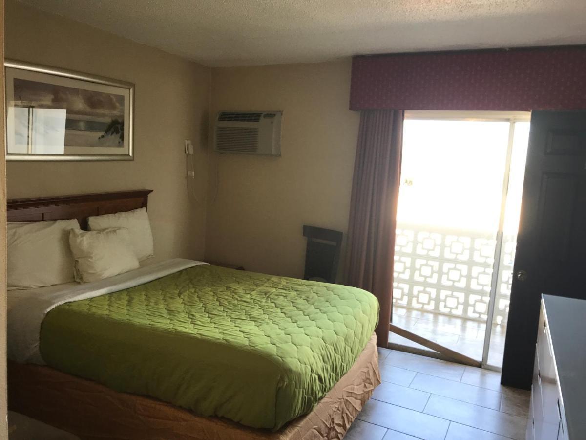 Hotel The Atlantic Myrtle Beach Esterno foto